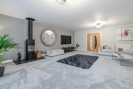 Living Room-5.jpg