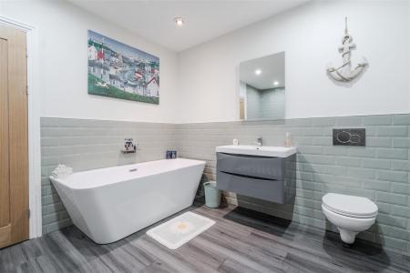 Bathroom-2.jpg
