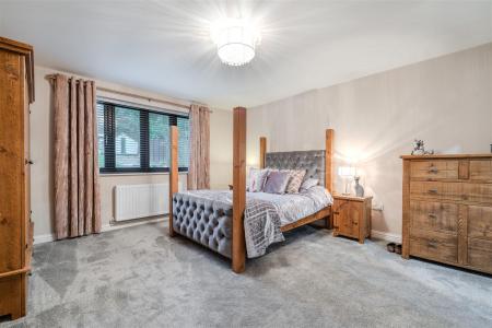 Bedroom 5.jpg