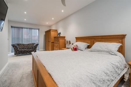 Bedroom 3-6.jpg