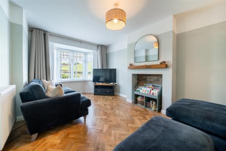 Living Room.jpg