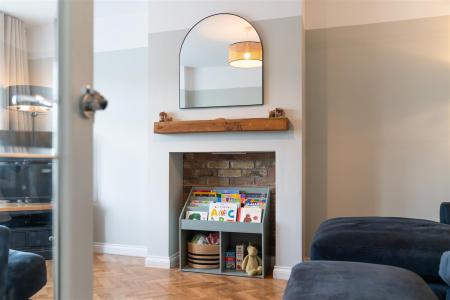 Living Room-5.jpg