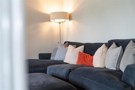 Living Room-4.jpg