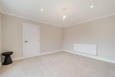 Living Room-2.jpg