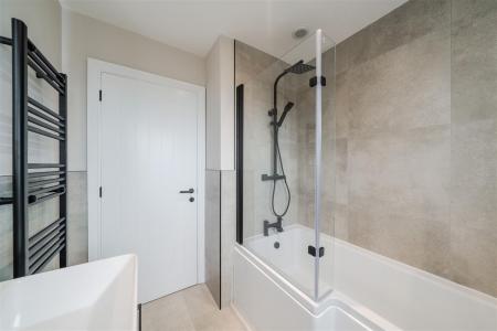 Bathroom-2.jpg