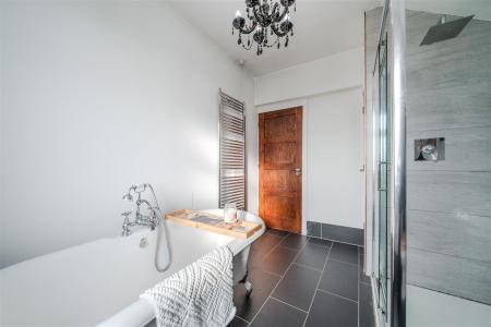 Bathroom-2.jpg