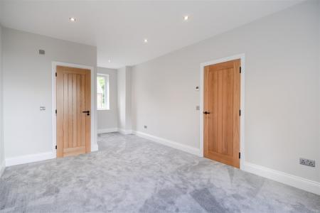 Bedroom 5-2.jpg