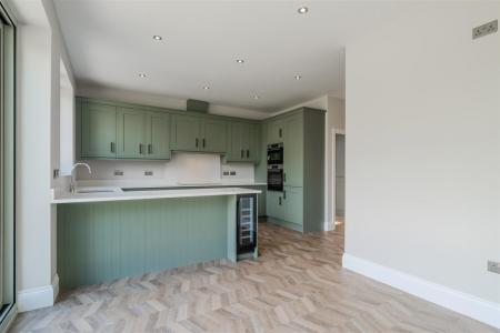Kitchen-7.jpg