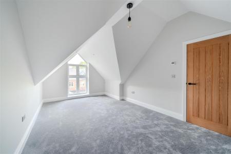 Bedroom2-2.jpg