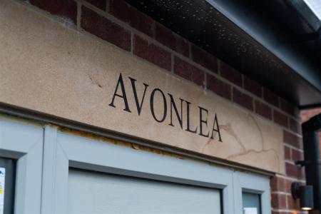 Avonlea-4.jpg