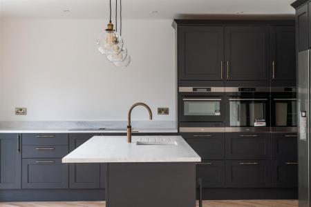 Kitchen_-6.jpg