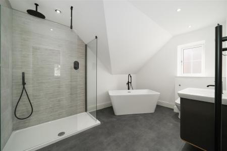 Bedroom2-4.jpg
