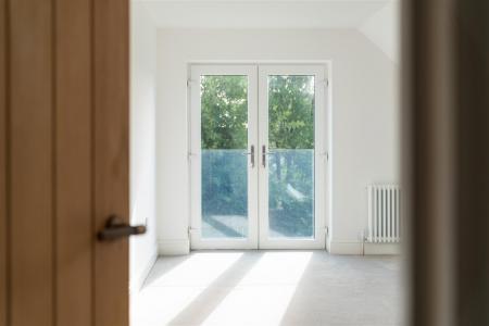 Bedroom4-4.jpg