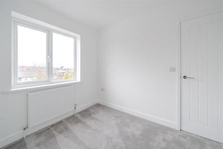 Bedroom 2-2.jpg