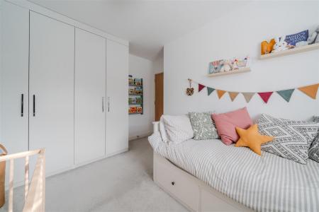 Bedroom 4-3.jpg