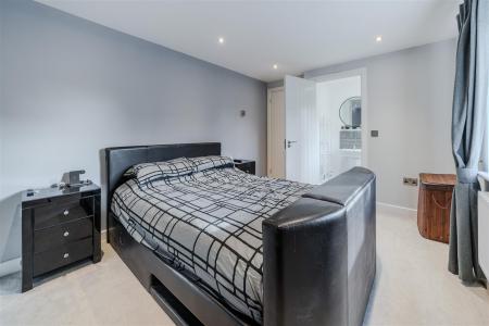 Bedroom 3-2.jpg