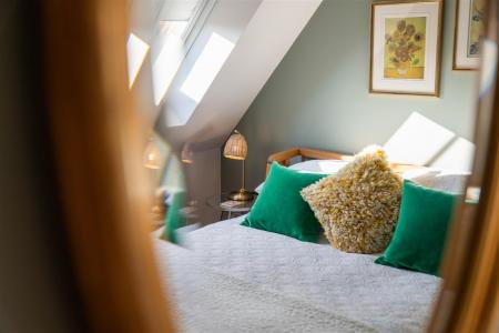 Bedroom 2.jpg