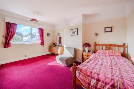 Bedroom 3.jpg