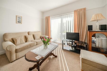 Living Room-2.jpg