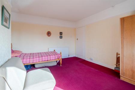 Bedroom 3-3.jpg