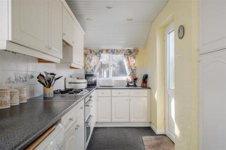 Kitchen-2.jpg