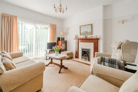 Living Room.jpg