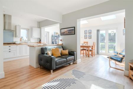 Open Plan Living_-2.jpg