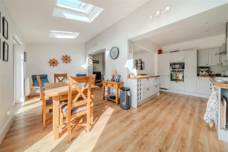 Open Plan Living_-4.jpg