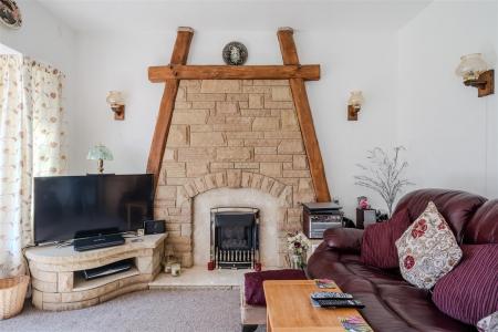 Living Room-4.jpg