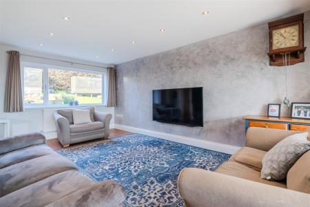 Open Plan Living_-8.jpg