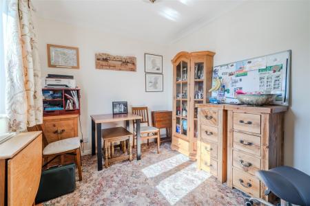Living Room-4.jpg