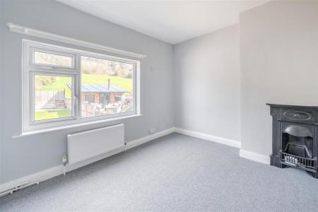 Bedroom 3.jpg