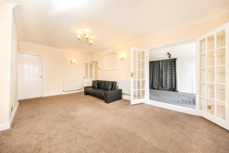 Living Room2.jpg