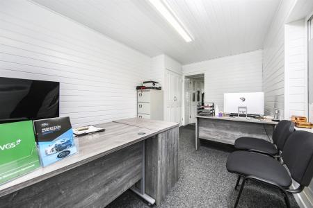 Office2.jpg