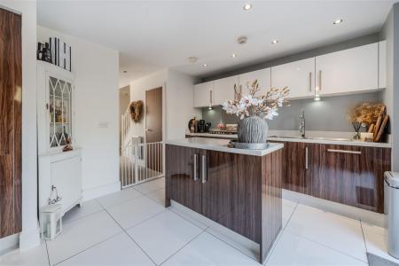 Kitchen-5.jpg