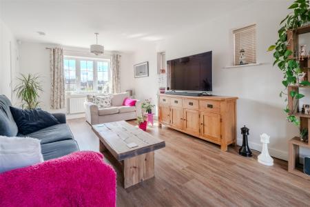 Living Room-2.jpg