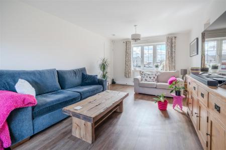 Living Room-3.jpg
