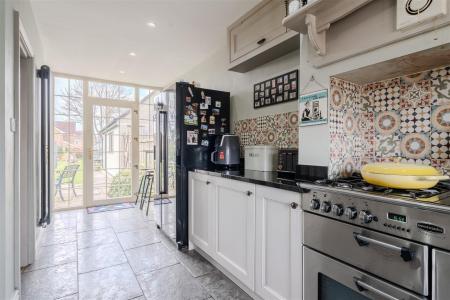 Kitchen-3.jpg