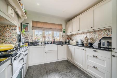 Kitchen-2.jpg