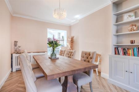Dining Room.jpg