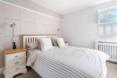Bedroom 2-2.jpg