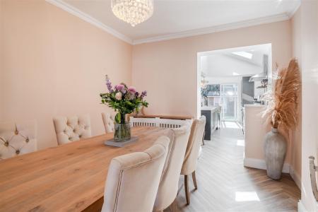 Dining Room-2.jpg