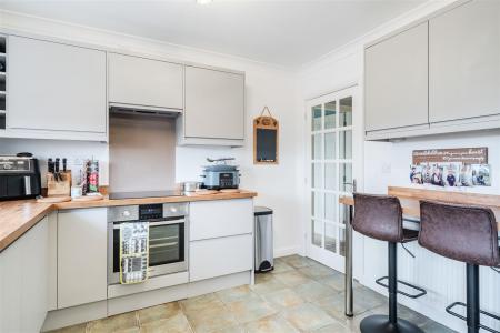 Kitchen-4.jpg