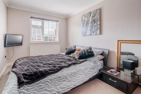 Bedroom 4.jpg