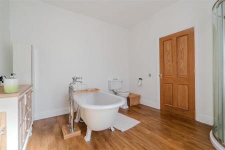 Bathroom-2.jpg
