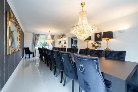 Dining Room-3.jpg