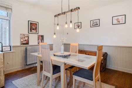 Dining Room-2.jpg