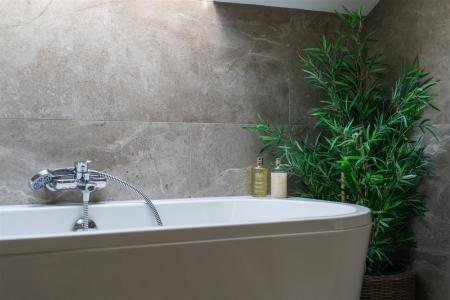 Bathroom-6.jpg