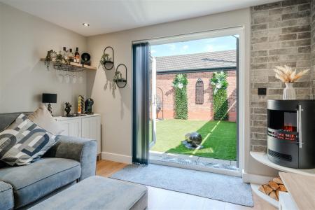 Outbuilding-3.jpg