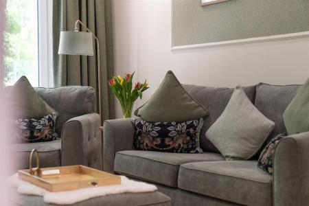 Living Room-4.jpg